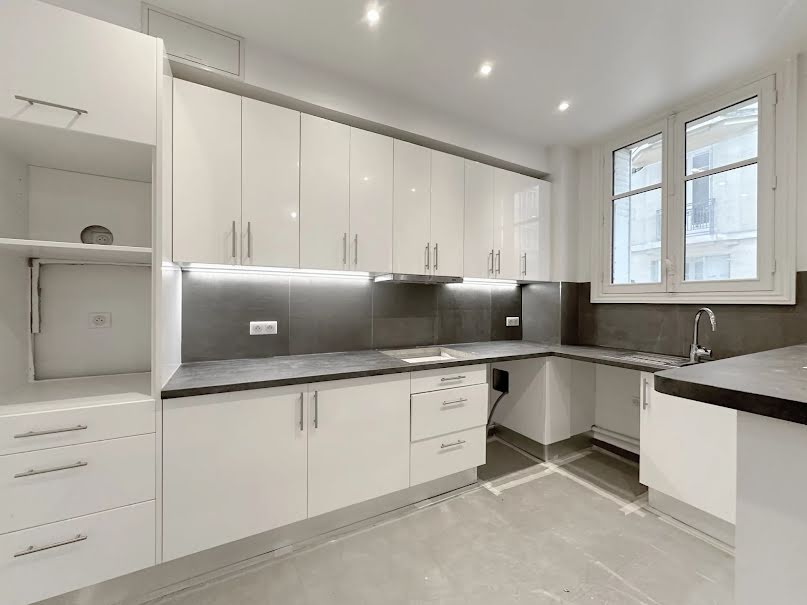 Location  appartement 2 pièces 51.8 m² à Paris 16ème (75016), 1 687 €