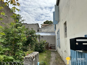 maison à Mortagne-sur-Gironde (17)