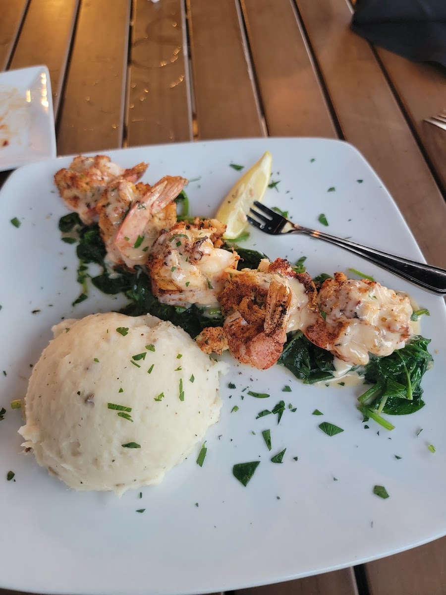 Crab stuffed shrimp with Mashed and spinach