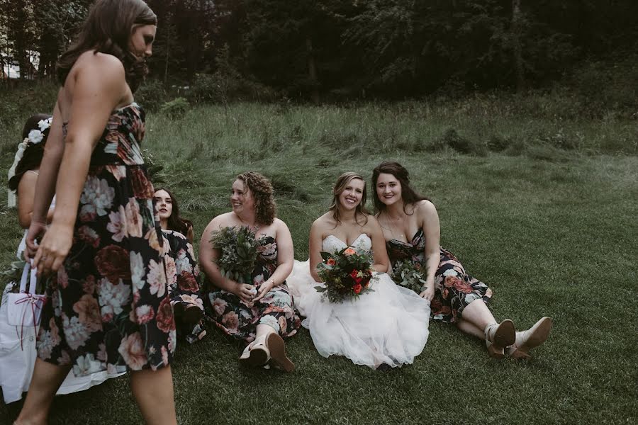 Wedding photographer Ash Carr (ashcarr). Photo of 7 September 2019