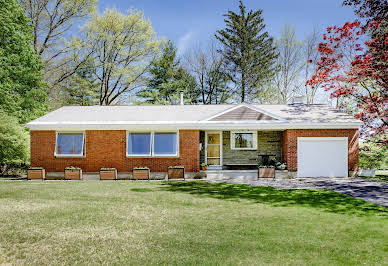 House with terrace 1