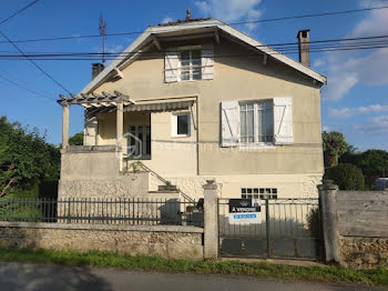 maison à Neuvic (24)