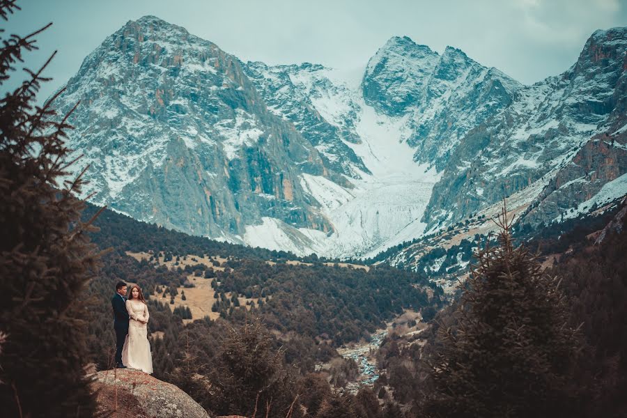 Wedding photographer Kubanych Moldokulov (moldokulovart). Photo of 24 October 2017