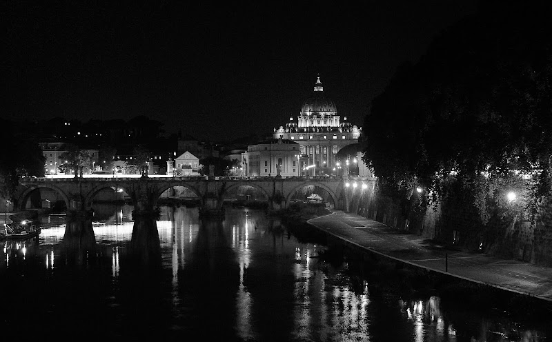 Lungotevere dorme..... di mariarosa-bc