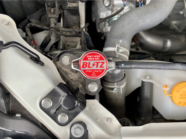 BRZのエンジンルーム・DIY・カラードフェンダーフィンに関するカスタム事例の投稿画像6枚目