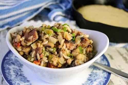 Click Here for Recipe: Hoppin' John A New Year Tradition - Dee Dee's