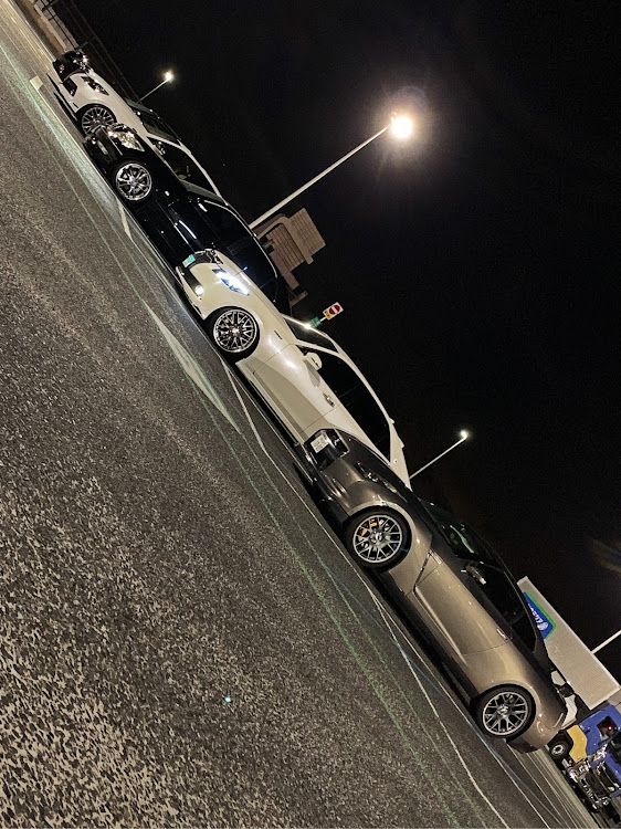 LSの大黒パーキング・アクアライン海ほたるPA・お盆休み渋滞・LSに関するカスタム事例の投稿画像5枚目