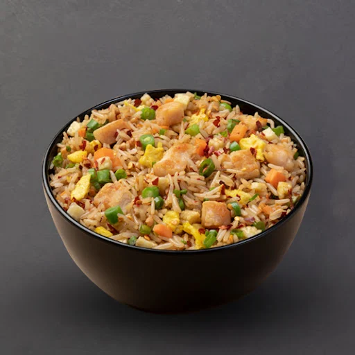 Chicken Chilli Garlic Fried Rice - Half (500 Ml)