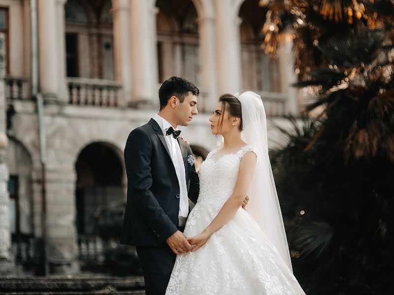 Fotógrafo de casamento Alisheykh Shakhmedov (alisheihphoto). Foto de 3 de novembro 2018