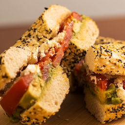 Avo, Tomato & Feta Bagel