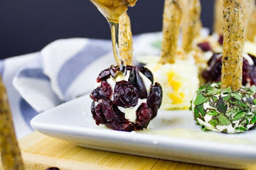 Mini Cheese Ball Recipe Bites