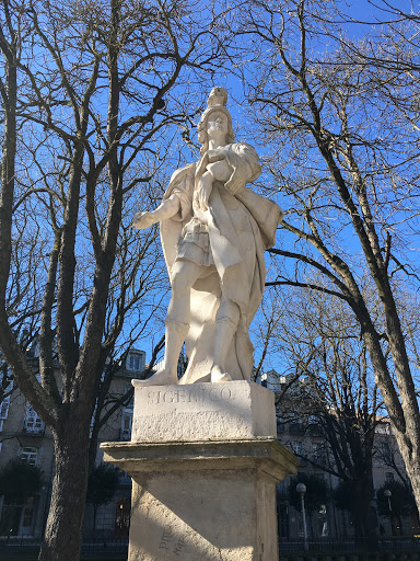 SIGERICO: Estatua del Rey Godo