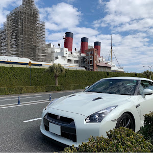 NISSAN GT-R R35