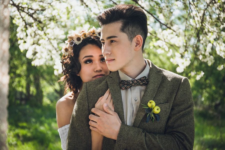 Wedding photographer Inna Semenova (inusia). Photo of 1 April 2019