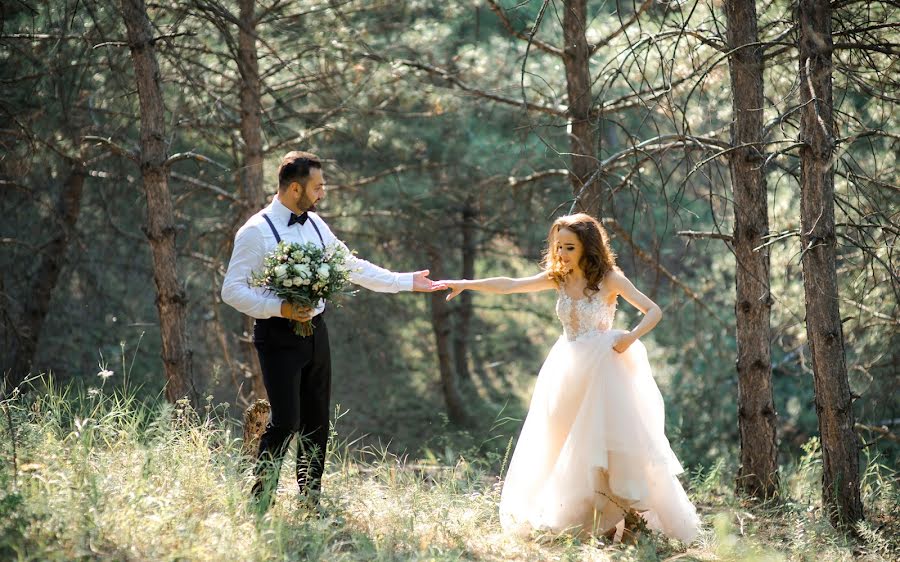 Fotógrafo de bodas Gregori Moon (moonstudio). Foto del 24 de abril 2018