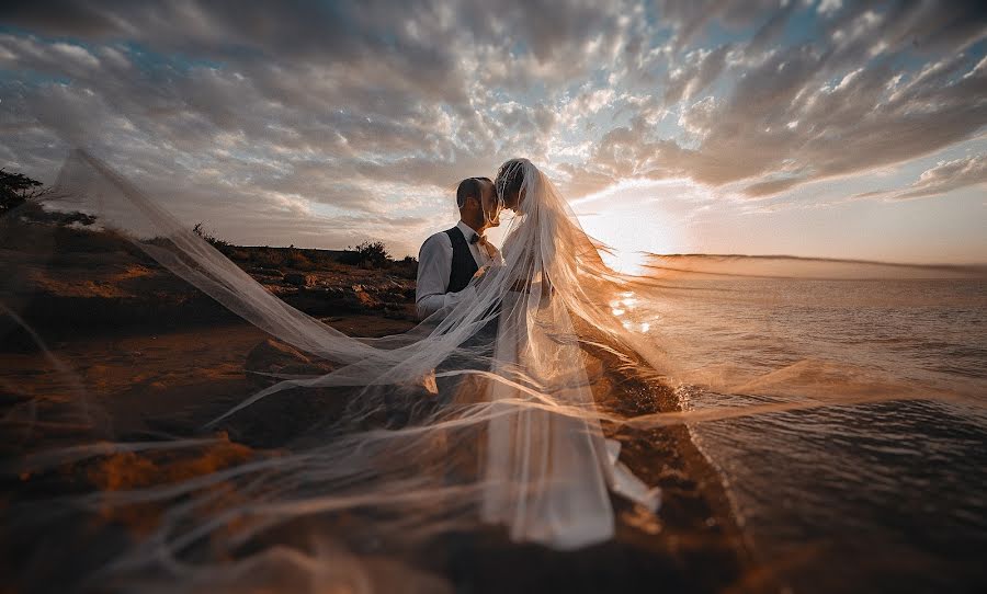 Esküvői fotós Valeriya Vartanova (vart). Készítés ideje: 2019 január 15.