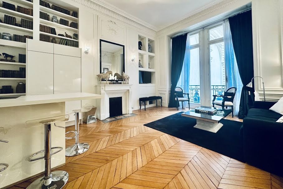 Location meublée appartement 1 pièce 35 m² à Paris 2ème (75002), 2 500 €