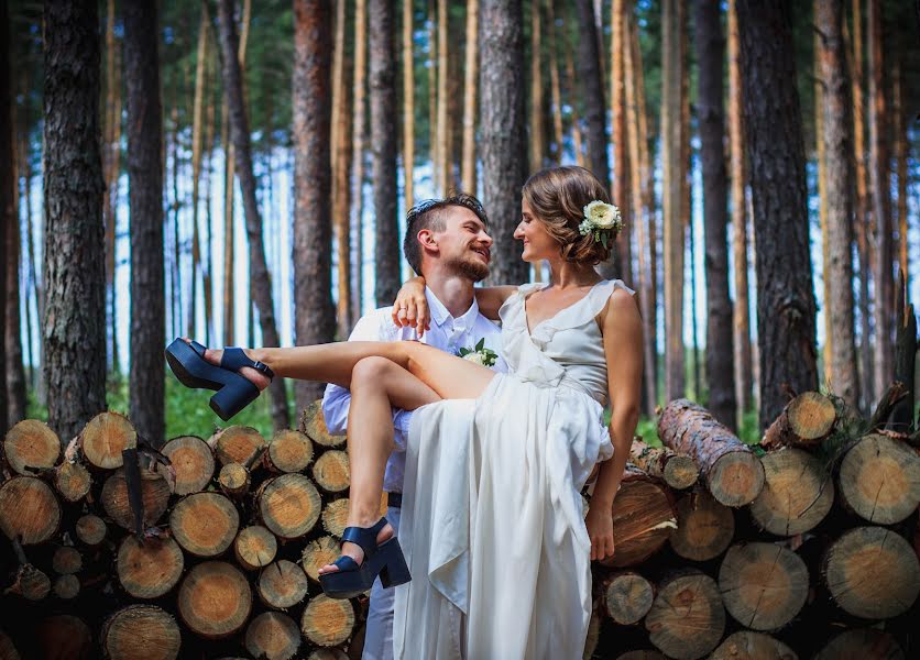 Fotógrafo de casamento Lita Akhmetova (litah). Foto de 6 de março 2017