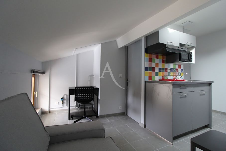 Vente appartement 1 pièce 13.9 m² à Dijon (21000), 74 000 €