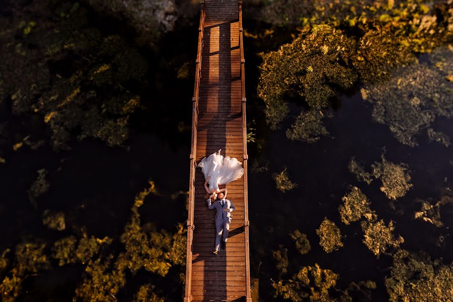 Fotógrafo de casamento Paweł Robak (pawelrobak). Foto de 16 de maio