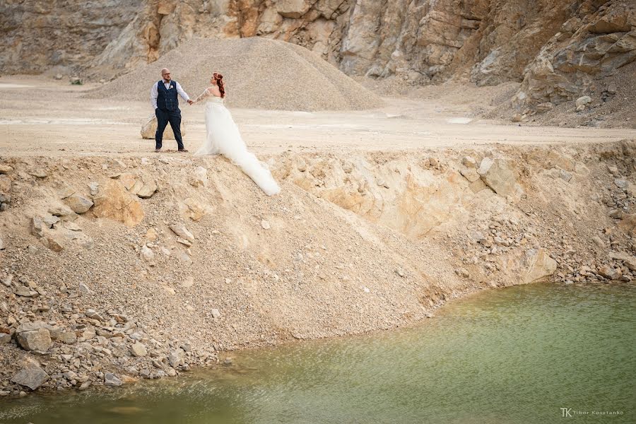 Fotógrafo de casamento Tibor Kosztanko (svadobnyfotograf). Foto de 16 de junho 2022