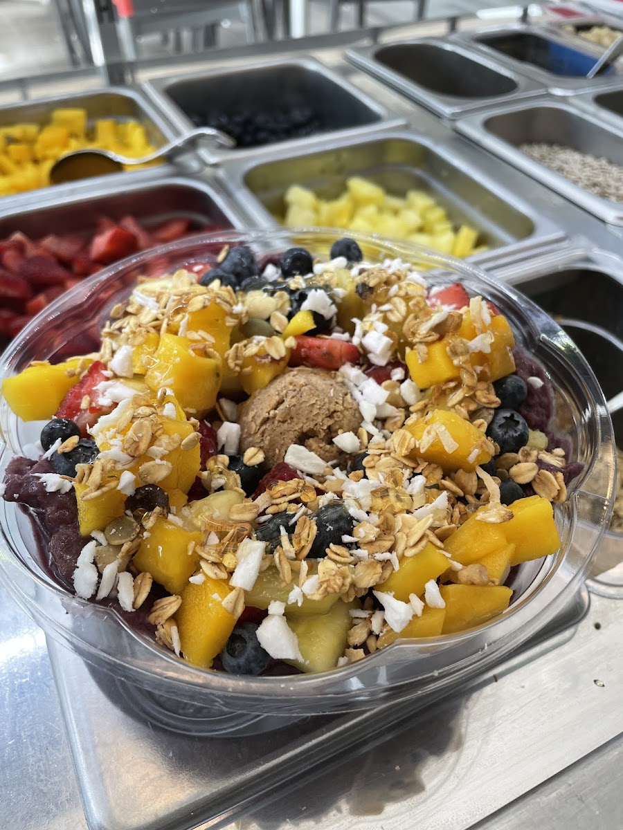 Acai Bowls organic fruits