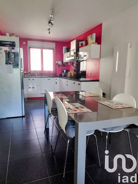 Vente appartement 5 pièces 115 m² à Conflans-Sainte-Honorine (78700), 289 000 €