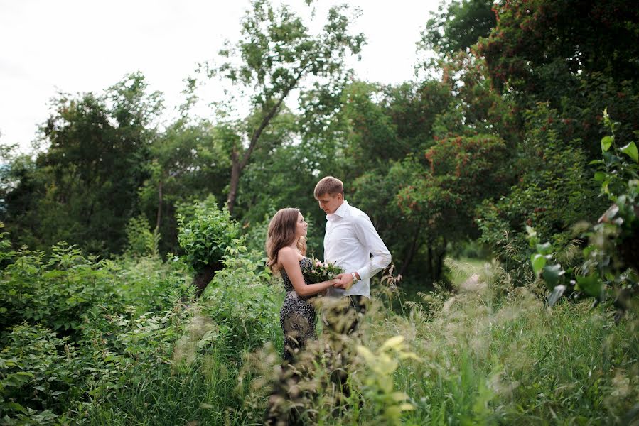 Wedding photographer Vladimir Vershinin (fatlens). Photo of 12 July 2016