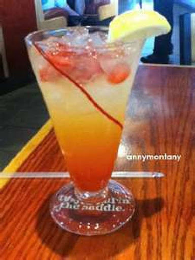 This is what you get at Red Robins when you order freckled lemonade.