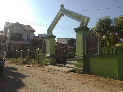 Gate Masjid Nusa Indah