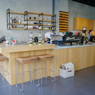 Revel coffee studio 瑞福咖啡