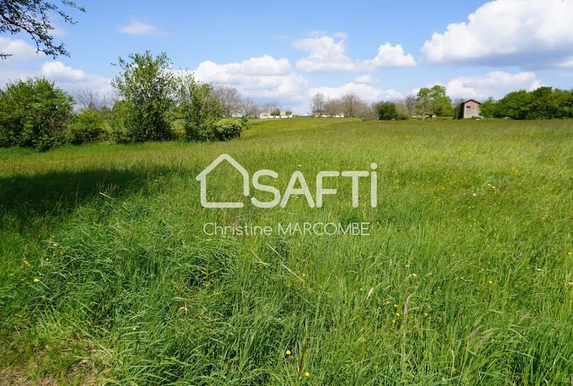  Vente Terrain à bâtir - 7 515m² à Thiviers (24800) 