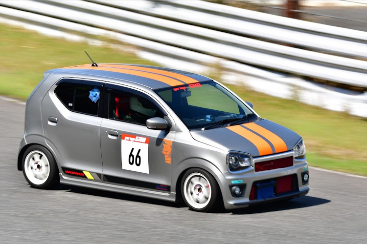 アルトワークスのセントラルサーキット・K-carミーティング・アルトワークストロフィー・レース・K-CAR MEETINGに関するカスタム事例の投稿画像6枚目