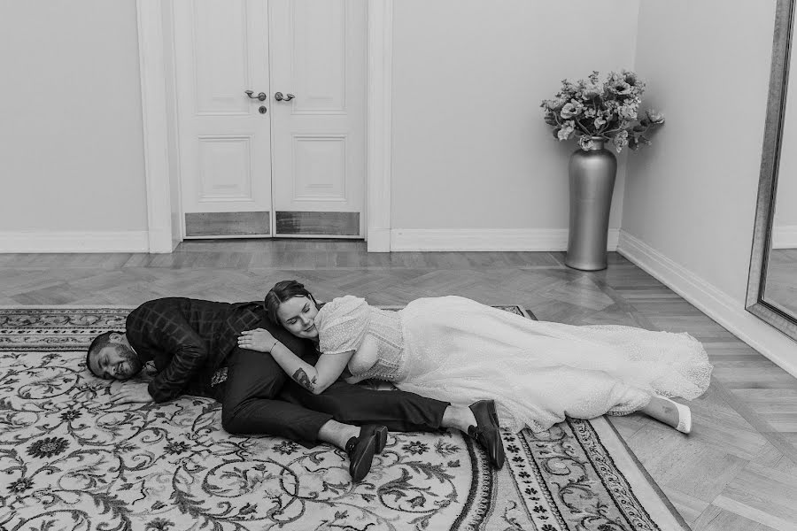 Fotógrafo de casamento Valentin Puzanov (puzanov). Foto de 27 de agosto 2022