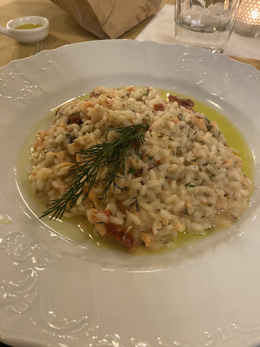 Risotto with smoked salmon, sun dried tomatos, and dill