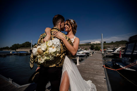 Fotografo di matrimoni Róbert Sörényi (rsorenyi). Foto del 4 marzo 2020