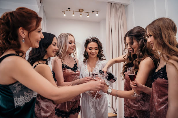 婚礼摄影师Elena Abdrakhmanova（lenmontov）。2021 4月8日的照片