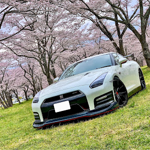 NISSAN GT-R R35