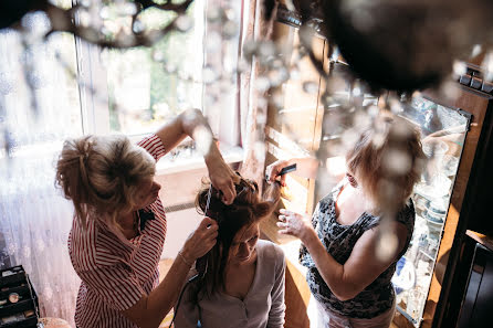 Wedding photographer Valya Lipatova (lipavalenti). Photo of 6 October 2015