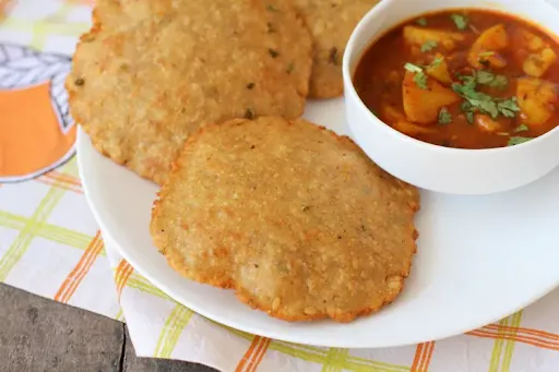 Bhandara Style Poori Sabji [5 Poori]