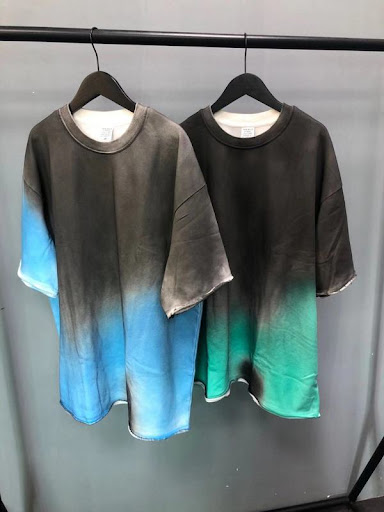Title 4, Spray Color Small Sweater Fabric Drop Shoulder ...