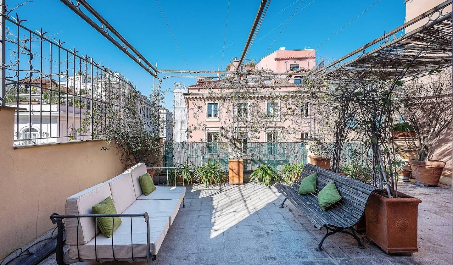 Apartment with terrace Rome