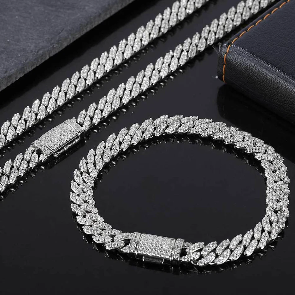 8mm Flip Buckle Single Row Cuban Armband – Een stijlvolle armband met een praktische flip buckle voor een trendy uitstraling.