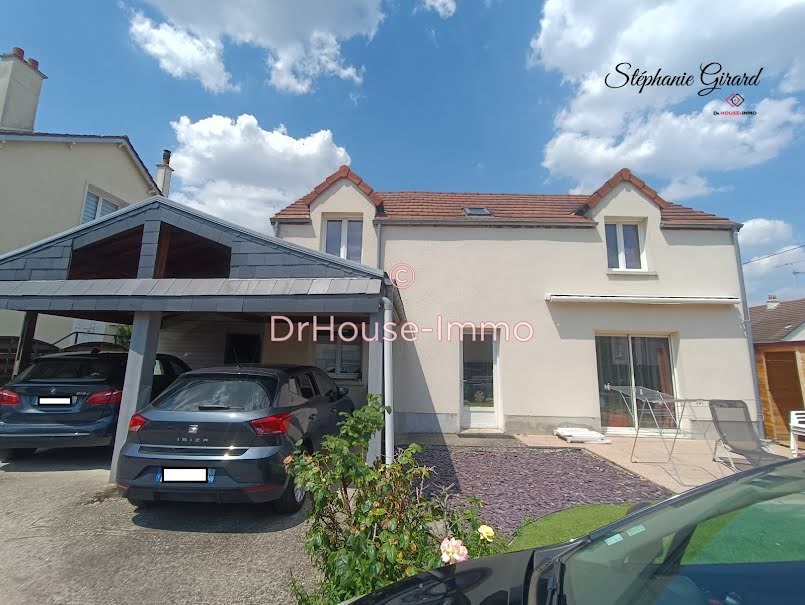 Vente maison 3 pièces 100 m² à Fleury-les-Aubrais (45400), 248 900 €