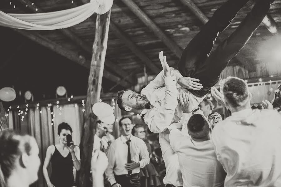 Fotógrafo de casamento Michał Bernaśkiewicz (studiomiw). Foto de 6 de outubro 2017