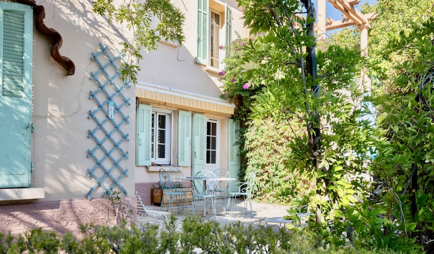 Maison avec terrasse Toulon