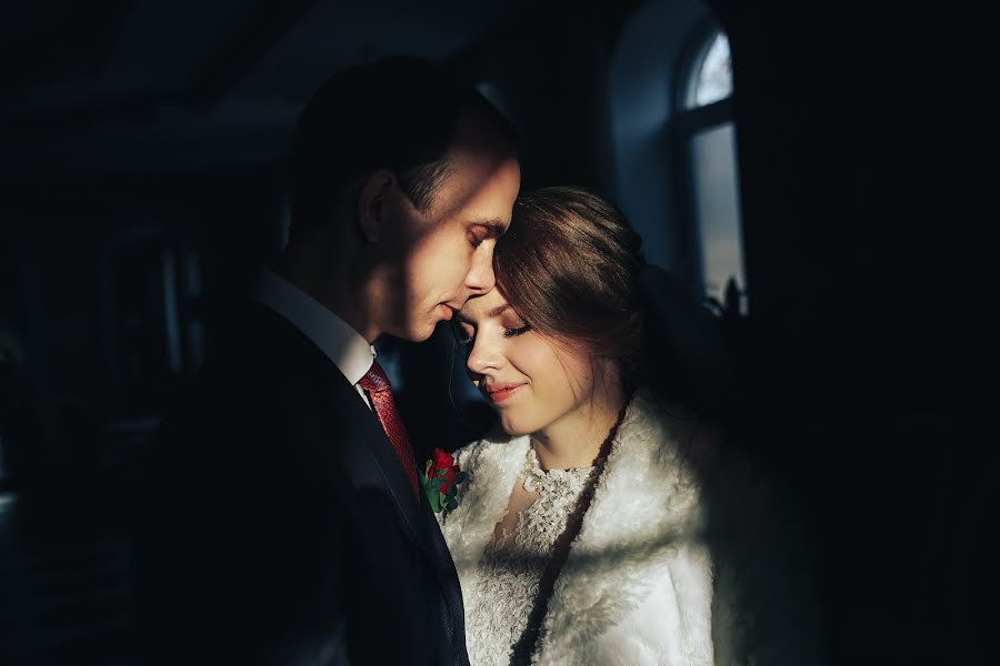 Fotógrafo de casamento Viktoriya Sklyar (sklyarstudio). Foto de 20 de março 2019