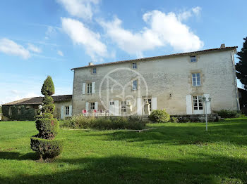 maison à Melle (79)