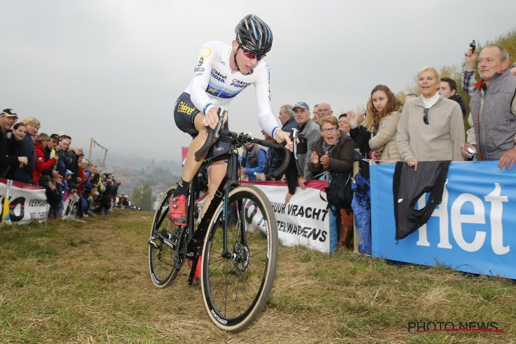 Sterke Toon Aerts mag in onthoofde cross in Niel een eerste keer pronken met zijn Europese kampioenentrui