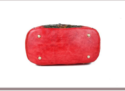 Title 16, Large Capacity Full Head Leather Bag With One S...